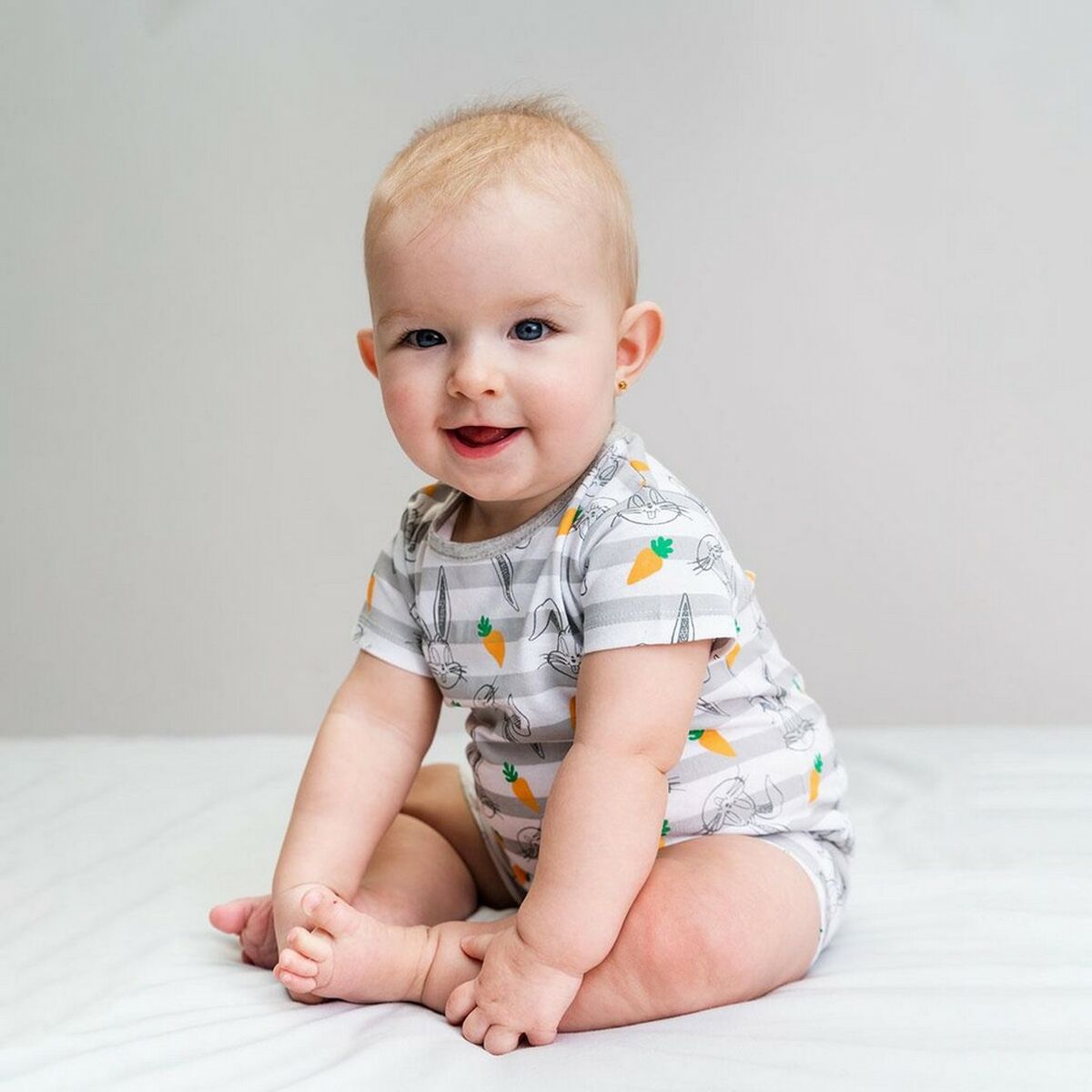 Kurzärmeliger Looney Tunes Strampler – Fröhlicher Spaß für die Kleinsten