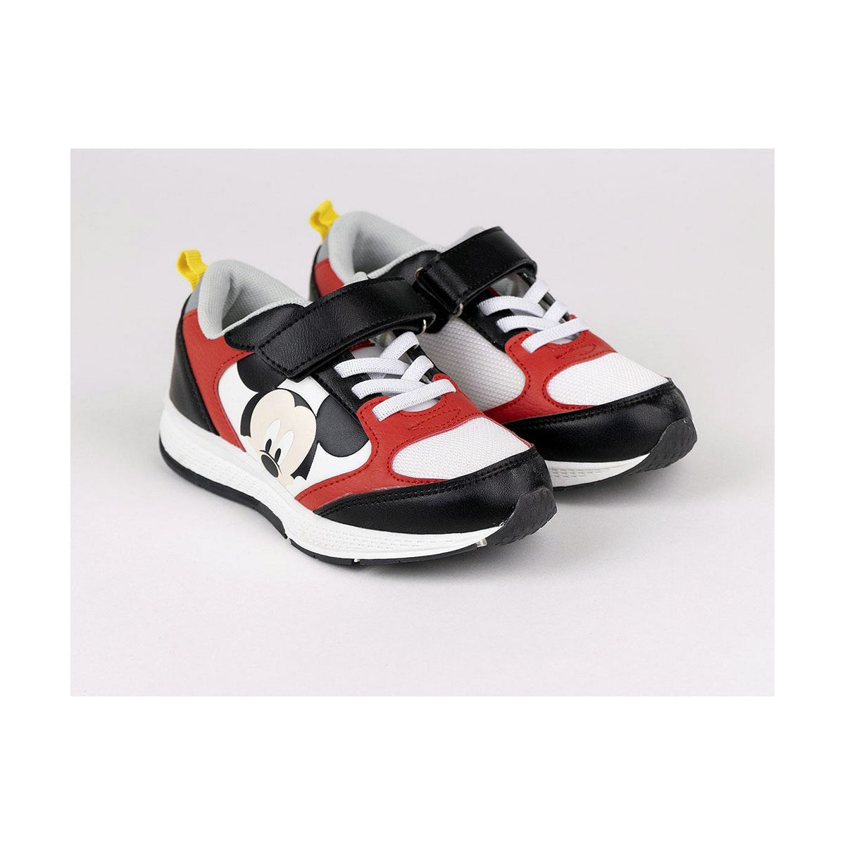 Mickey Mouse children's sports shoes in black