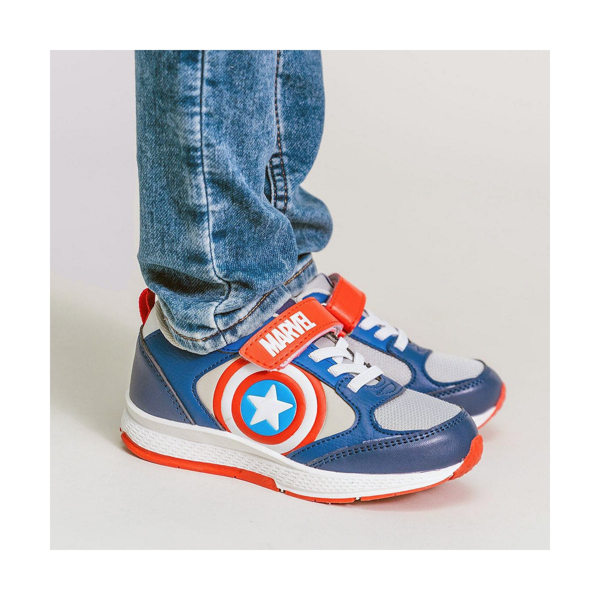 Kids' sports shoes The Avengers Red Blue Grey