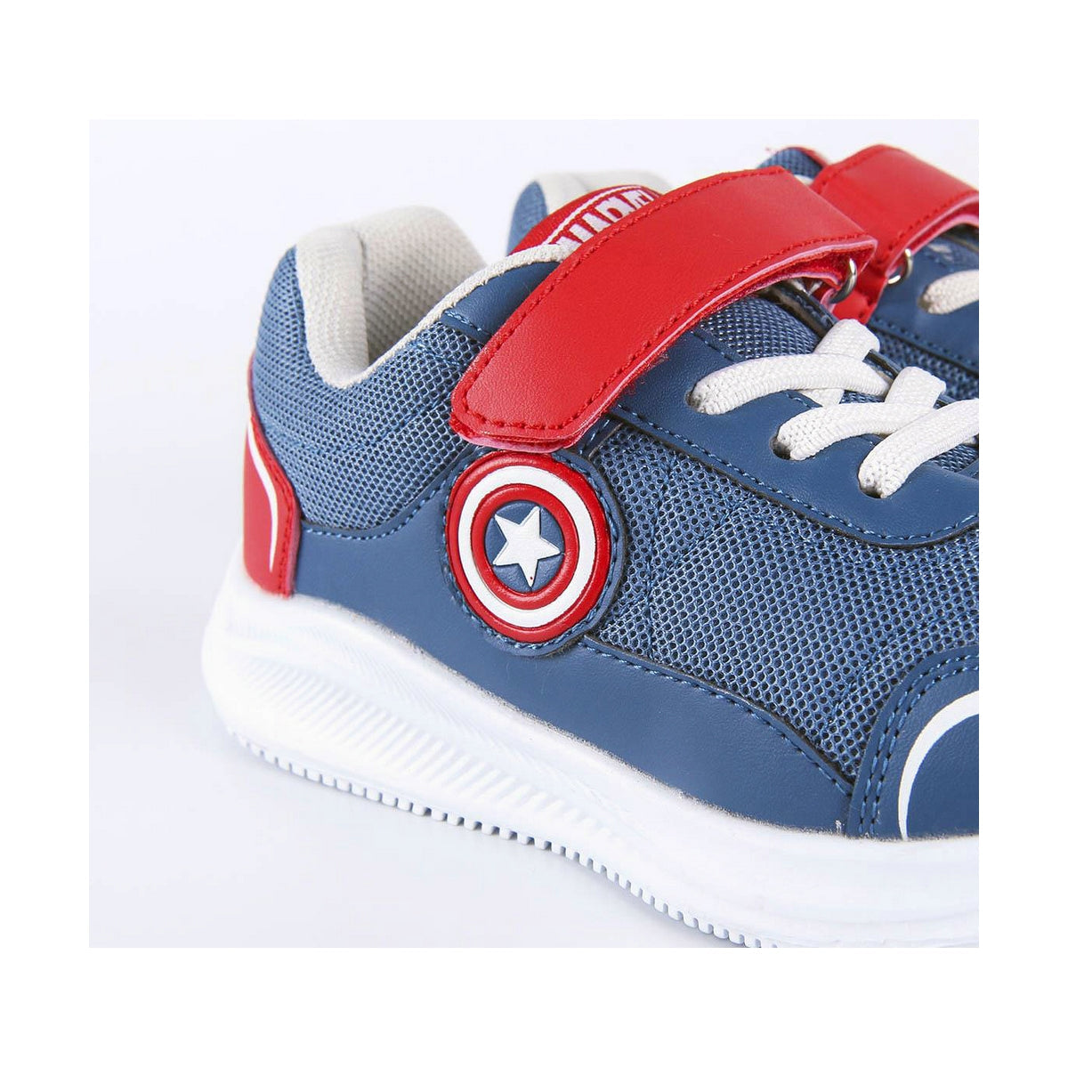 Marvel children's sports shoes in blue and red