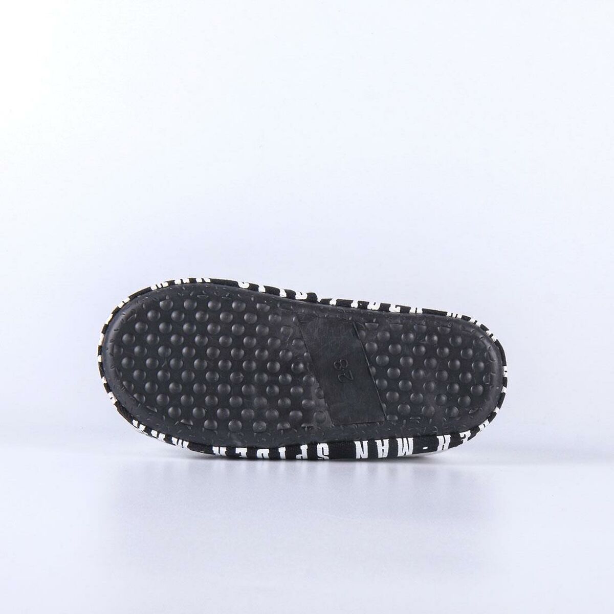 Spiderman Kinderhausschuhe in Hellgrau – Superheldenfußbekleidung für zu Hause