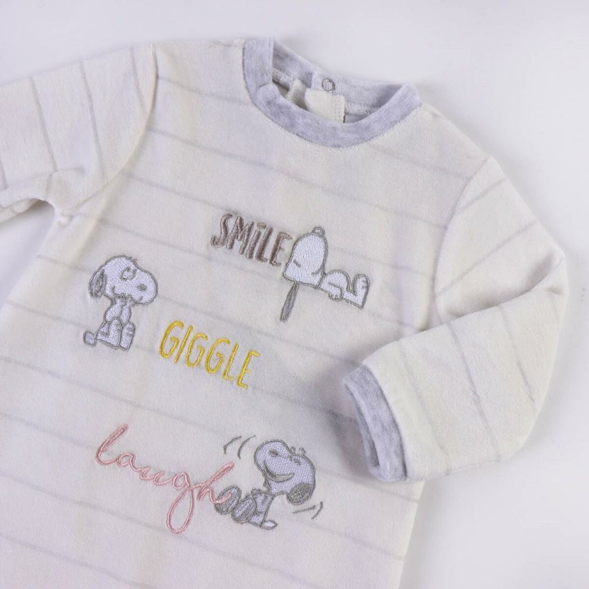 Langärmeliger Snoopy Strampler – Kuscheliger Spaß für die Kleinsten