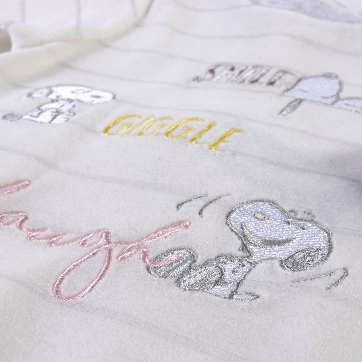 Langärmeliger Snoopy Strampler – Kuscheliger Spaß für die Kleinsten