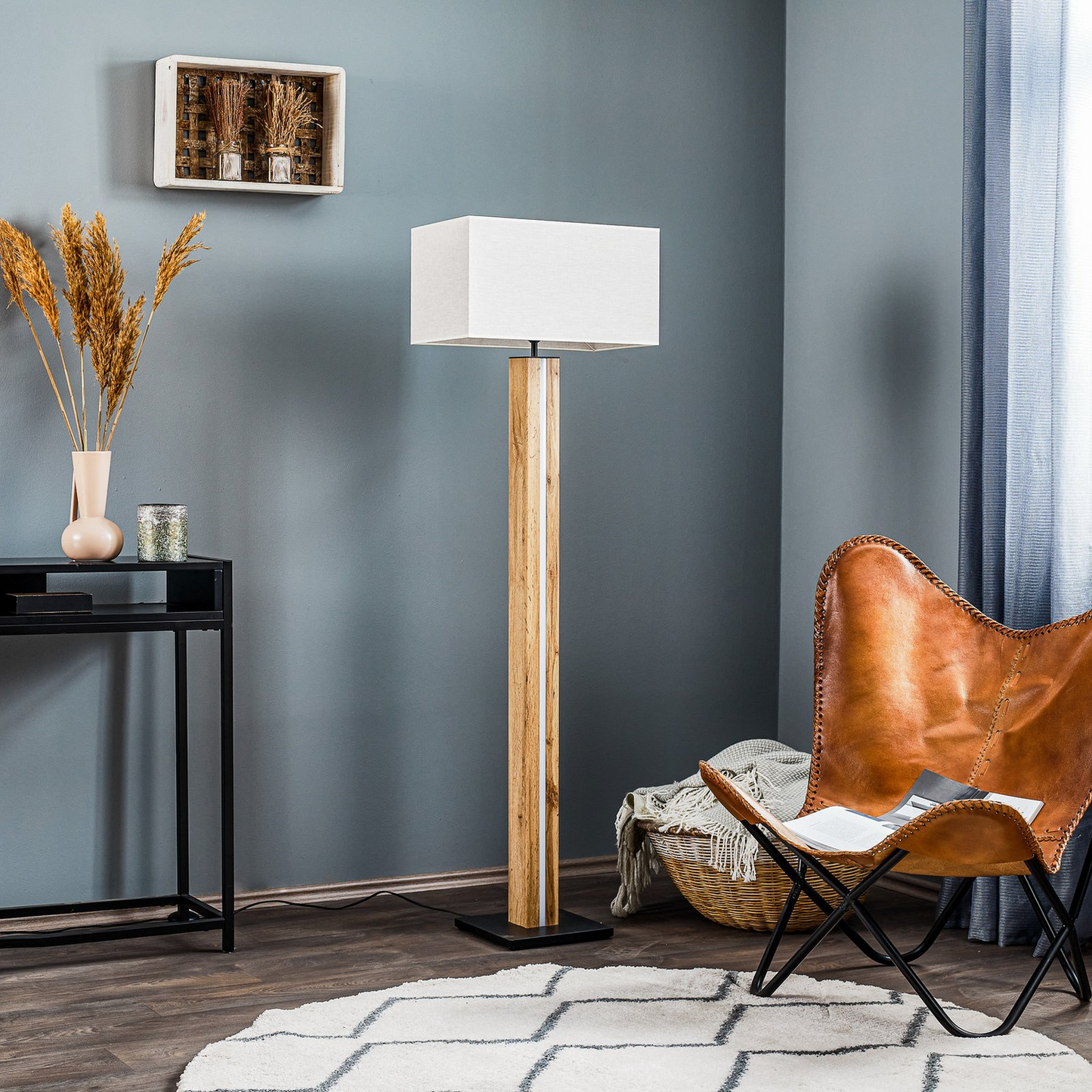 B-flokks Euluna gólflampi Elegance, dimmanlegur, beige 