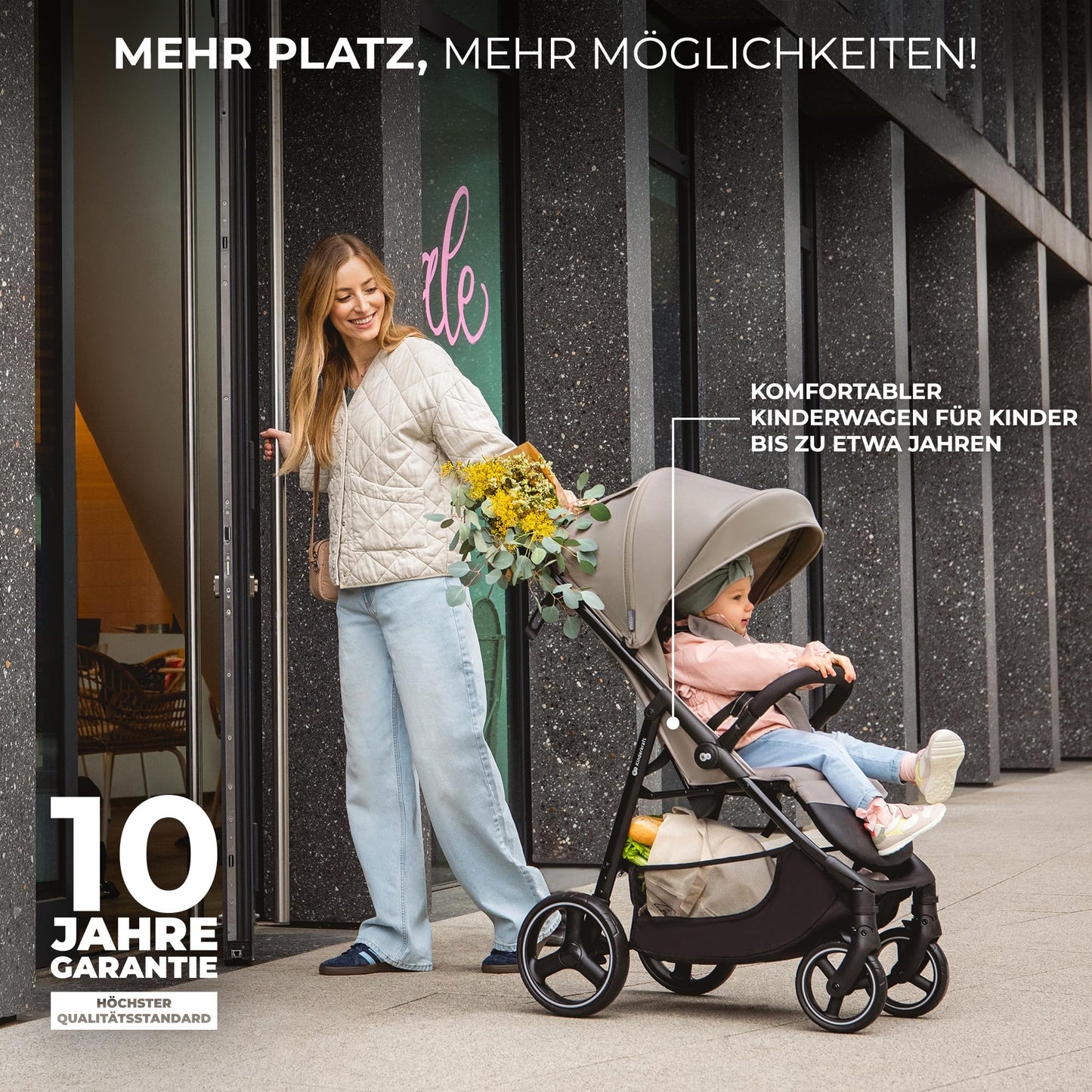 Kinderkraft TRIG 3 barnavagn, samanbrjótanlegur, breiður og djúpur sæti með hallandi stöðu, fjöðrun á fjórum hjólum, stórt þak, 5 punkta beisli, allt að 25 kg, ljósbrúnn