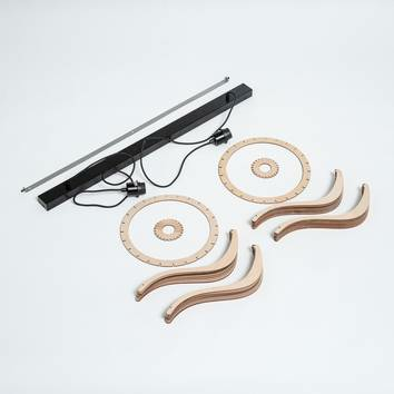 B-flokks Envostar Faje hengilampi, loftljós, birkikrossviður, 2 ljós