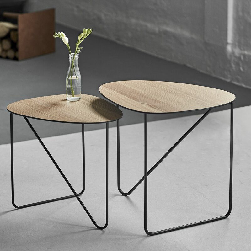 Beistelltisch CURVE COFFEE TABLE L, in 2 Holzausführungen