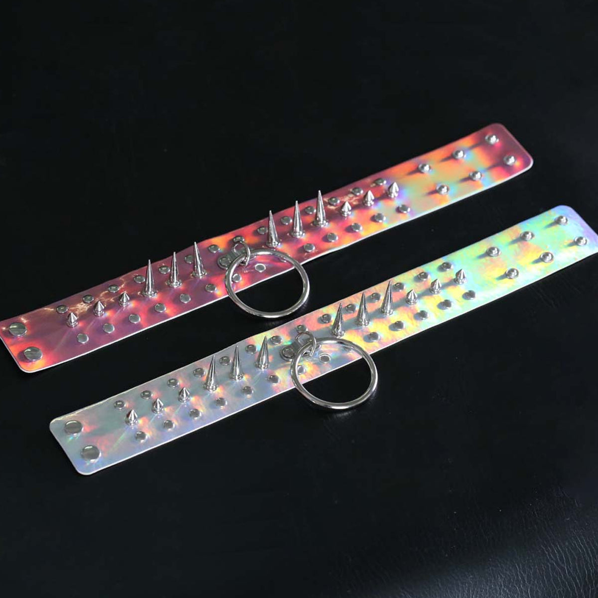 Holographic Chain Necklaces