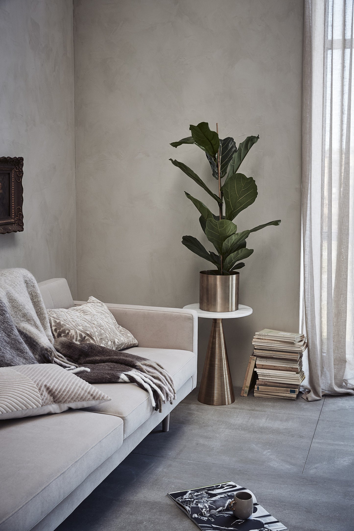 Couch Ella sand 220cm