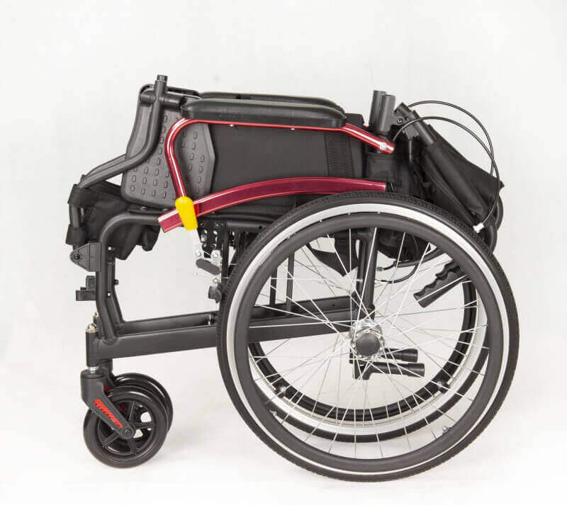 Leichter Faltrollstuhl AT52324 aus Aluminium – nur 10,7 kg & 100 kg Belastung