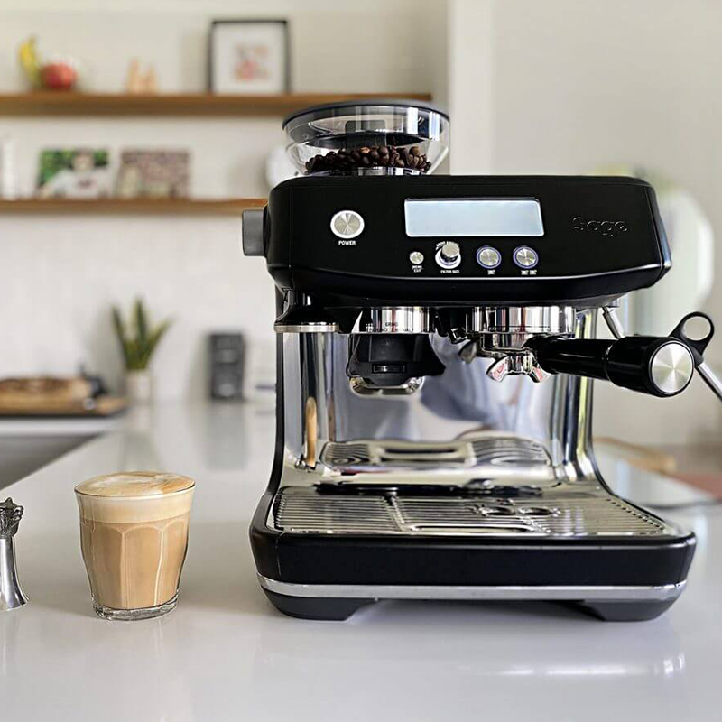 SAGE Barista Pro™ espressóvélin