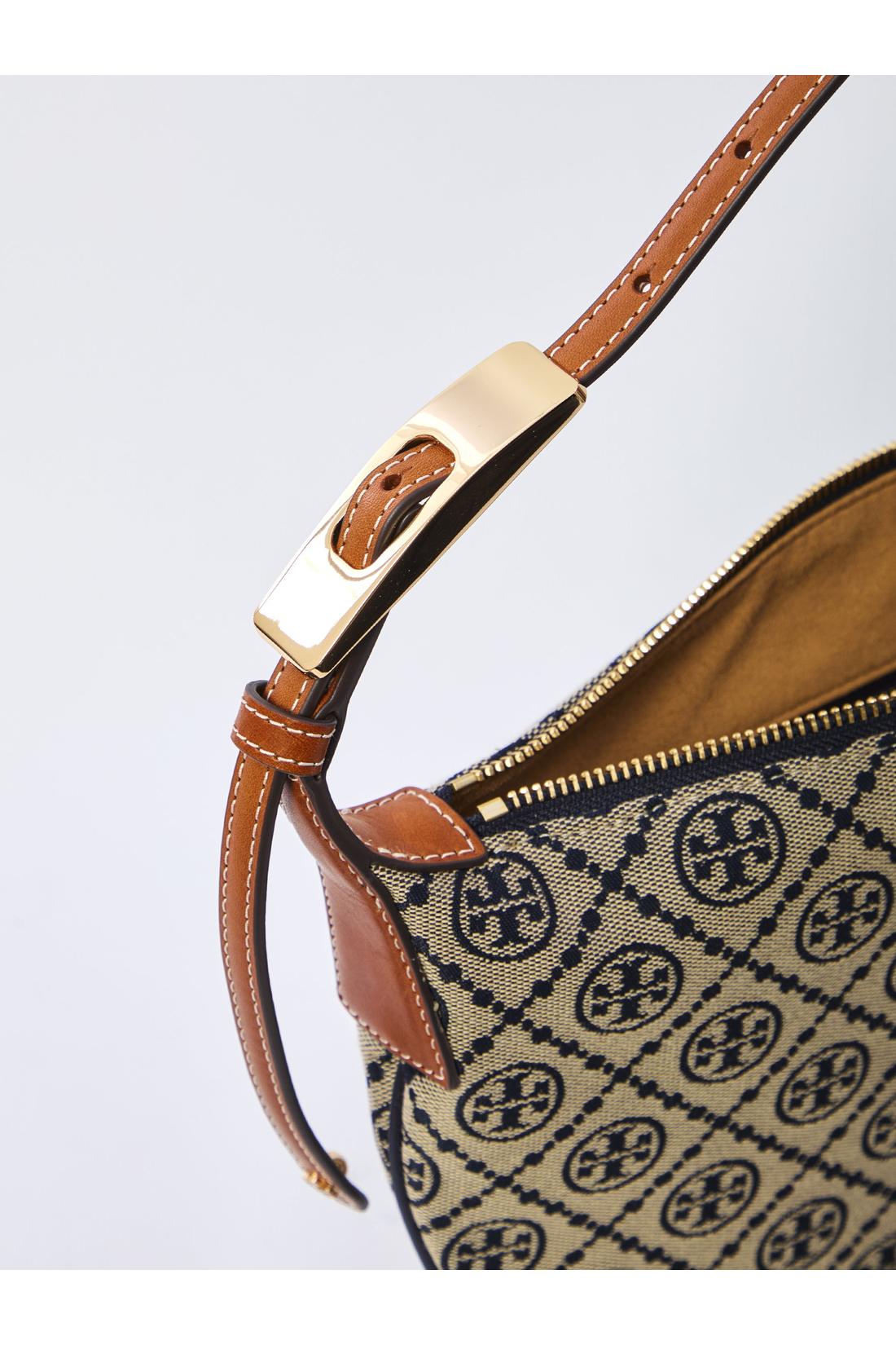 Baloon T monogram small