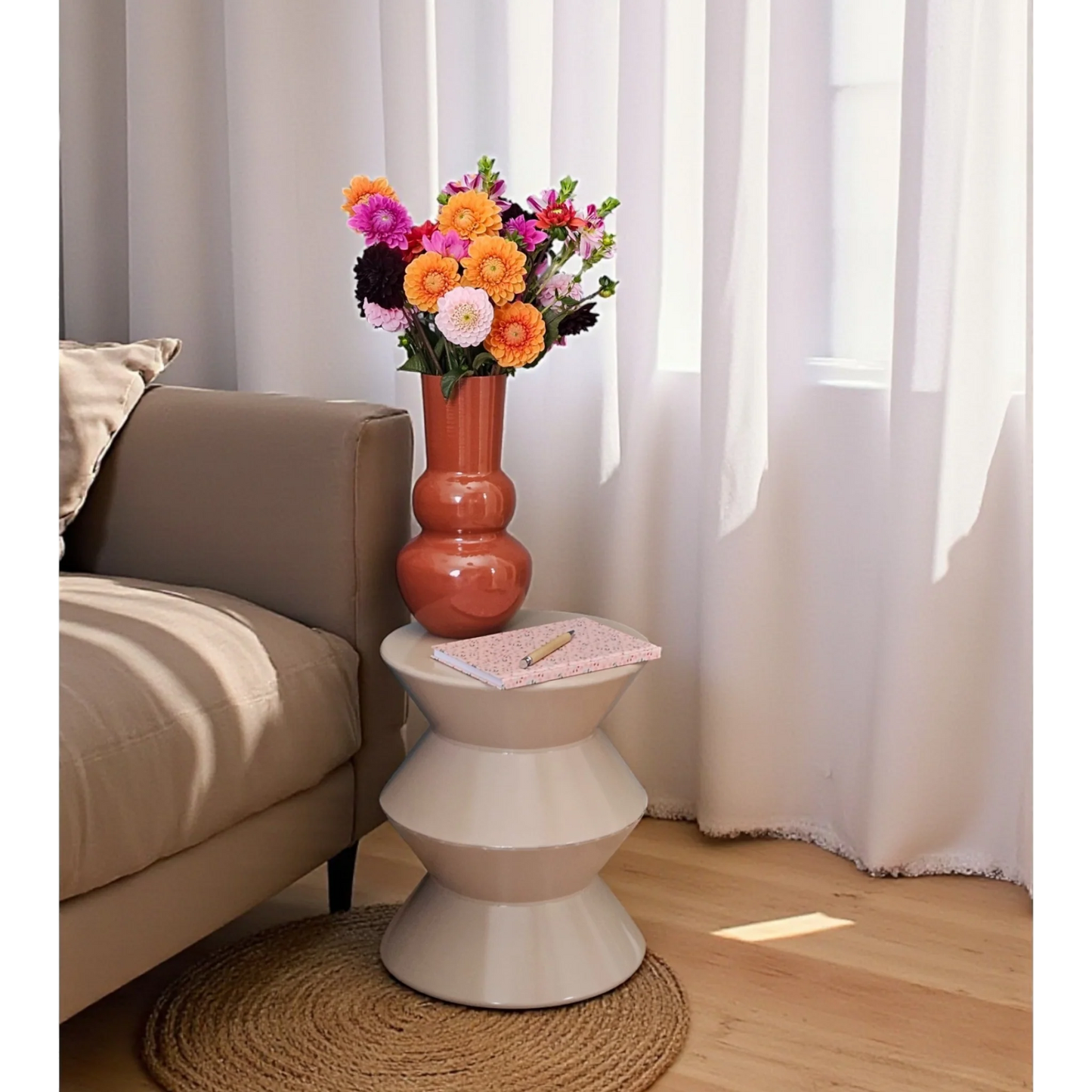 Couchtisch Beistelltisch beige 37x30 Retro Metalltisch rund kleiner Tisch Pflanztisch