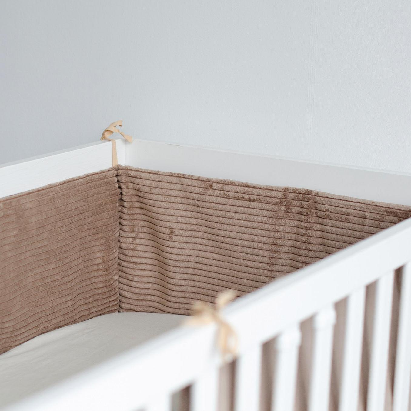 Bettumrandung Cord – Moderne & kuschelige Umrandung für Babybett & Beistellbett