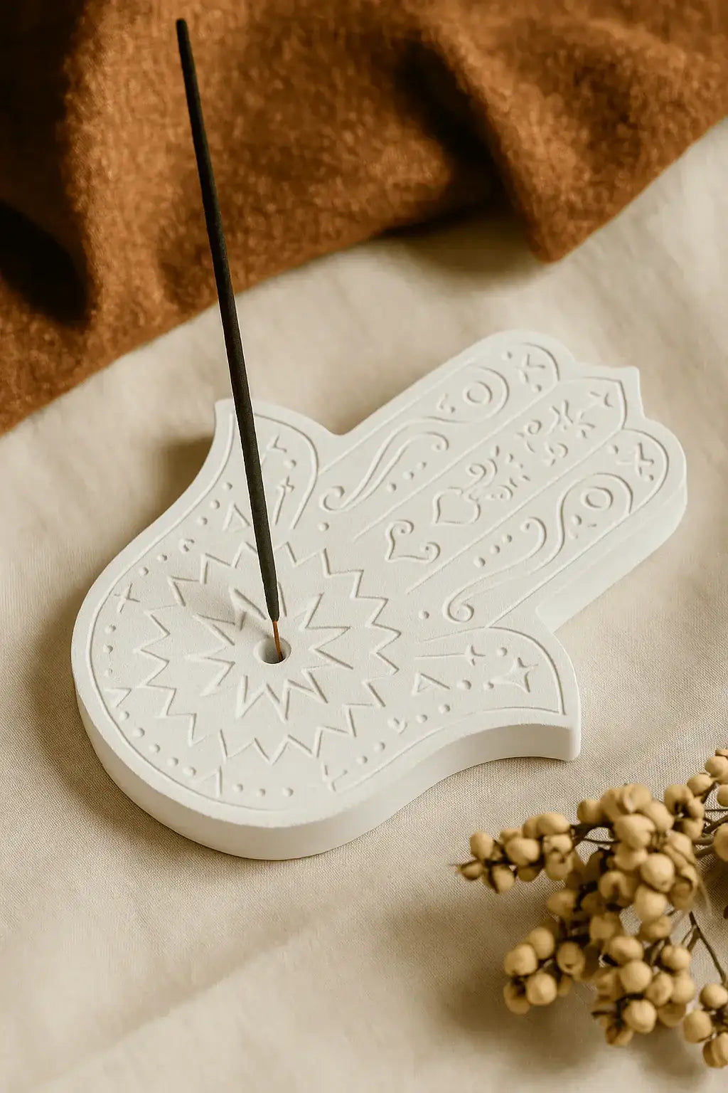 Räucherstäbchenhalter Hand der Fatima – Schutzsymbol & Stil