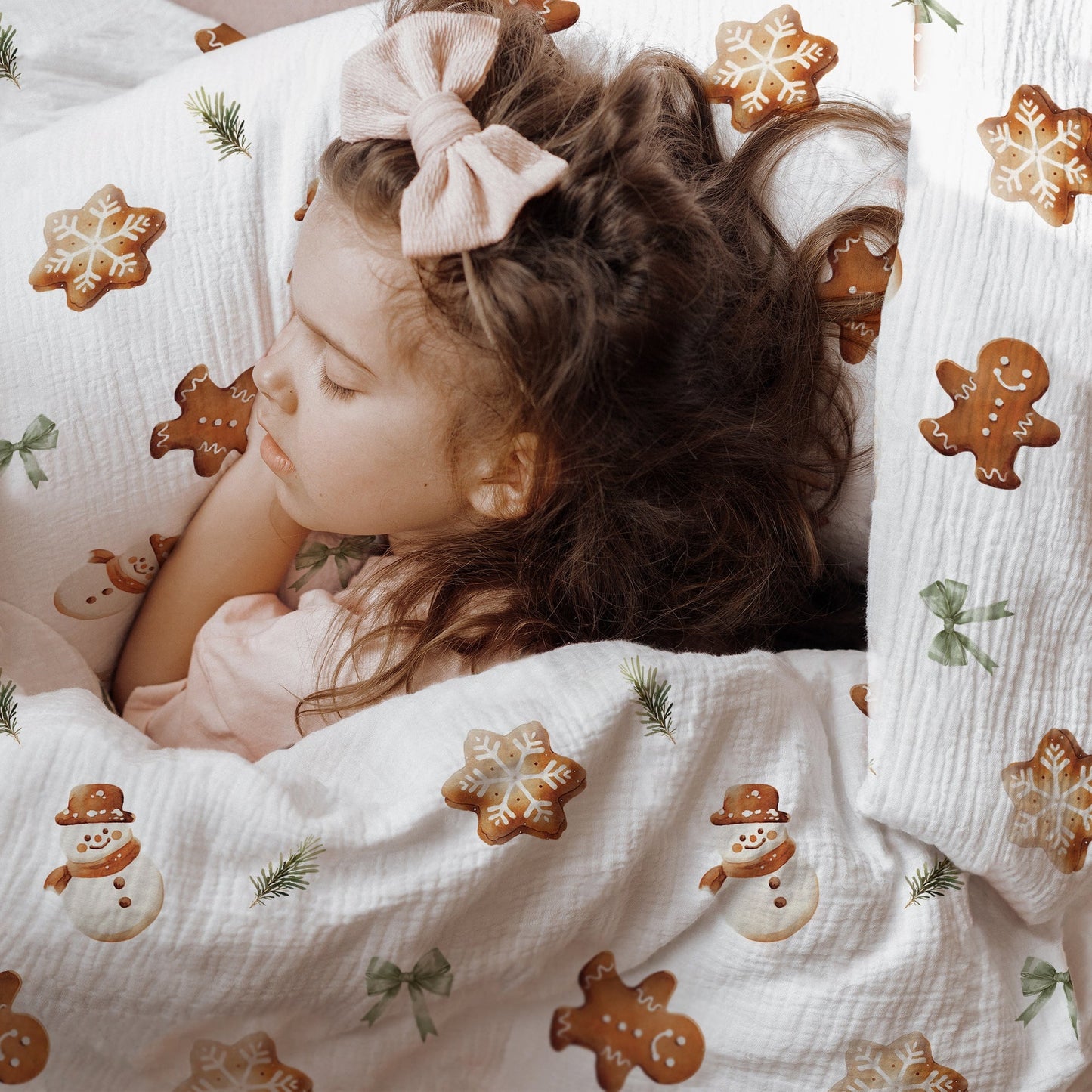 "Gingerbread Men" Premium Children's Bedding