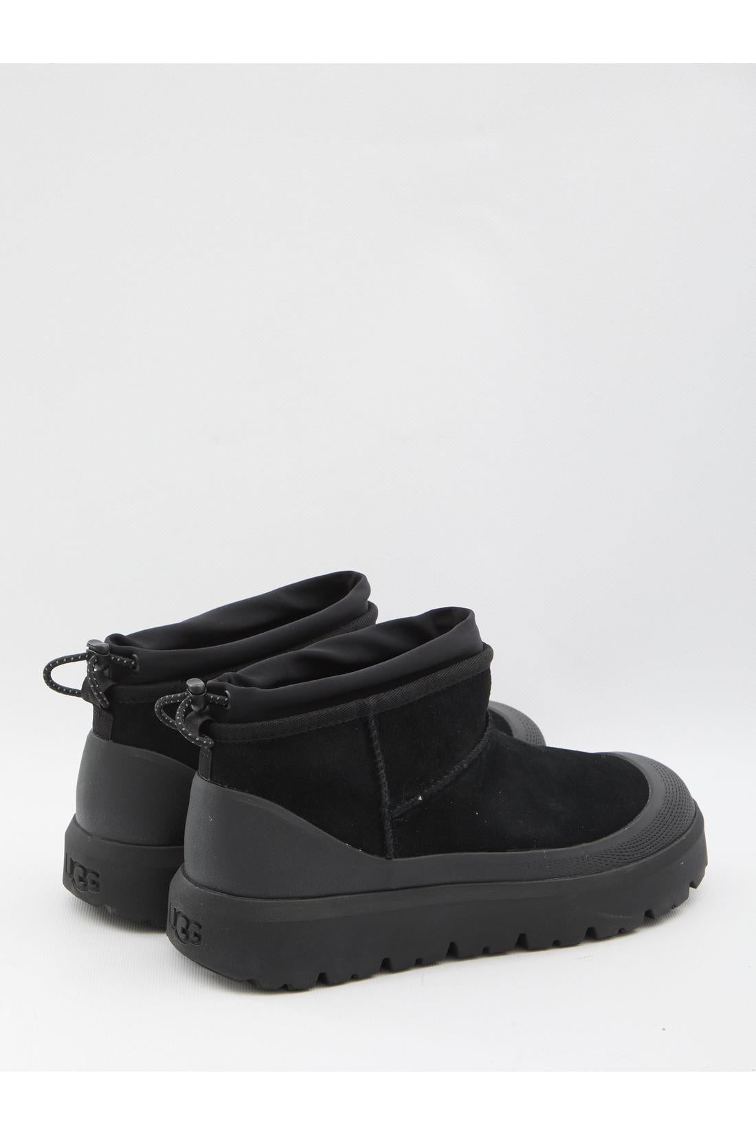 Classic Ultra Mini Weather Hybrid Ugg
