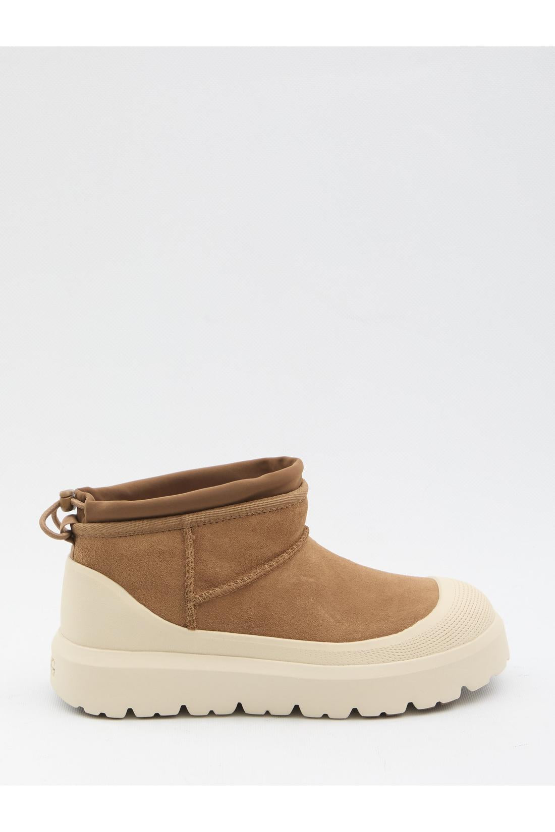 Classic Ultra Mini Weather Hybrid Ugg