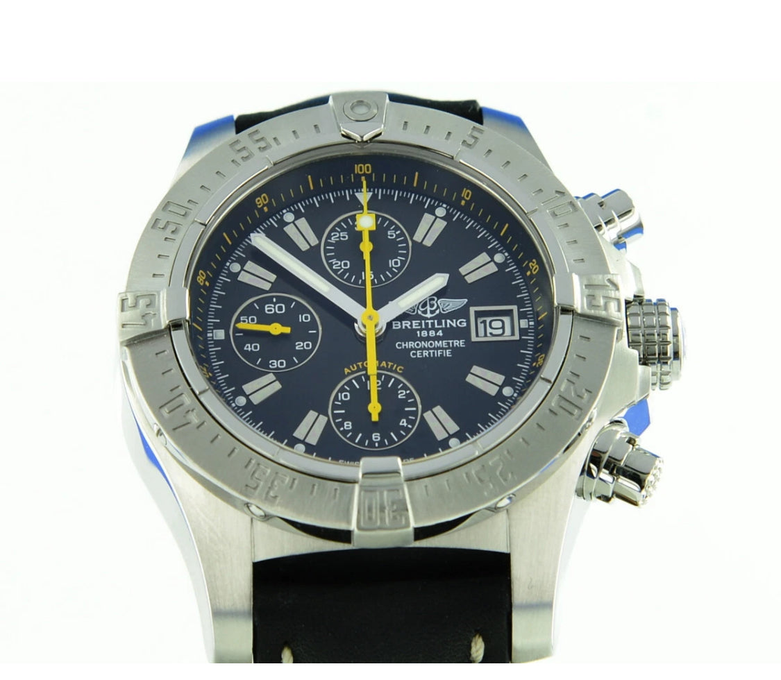 Breitling Avenger Skyland gult takmörkuð útgáfa úr