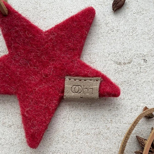 Star pendant made of wool, in 4 colors