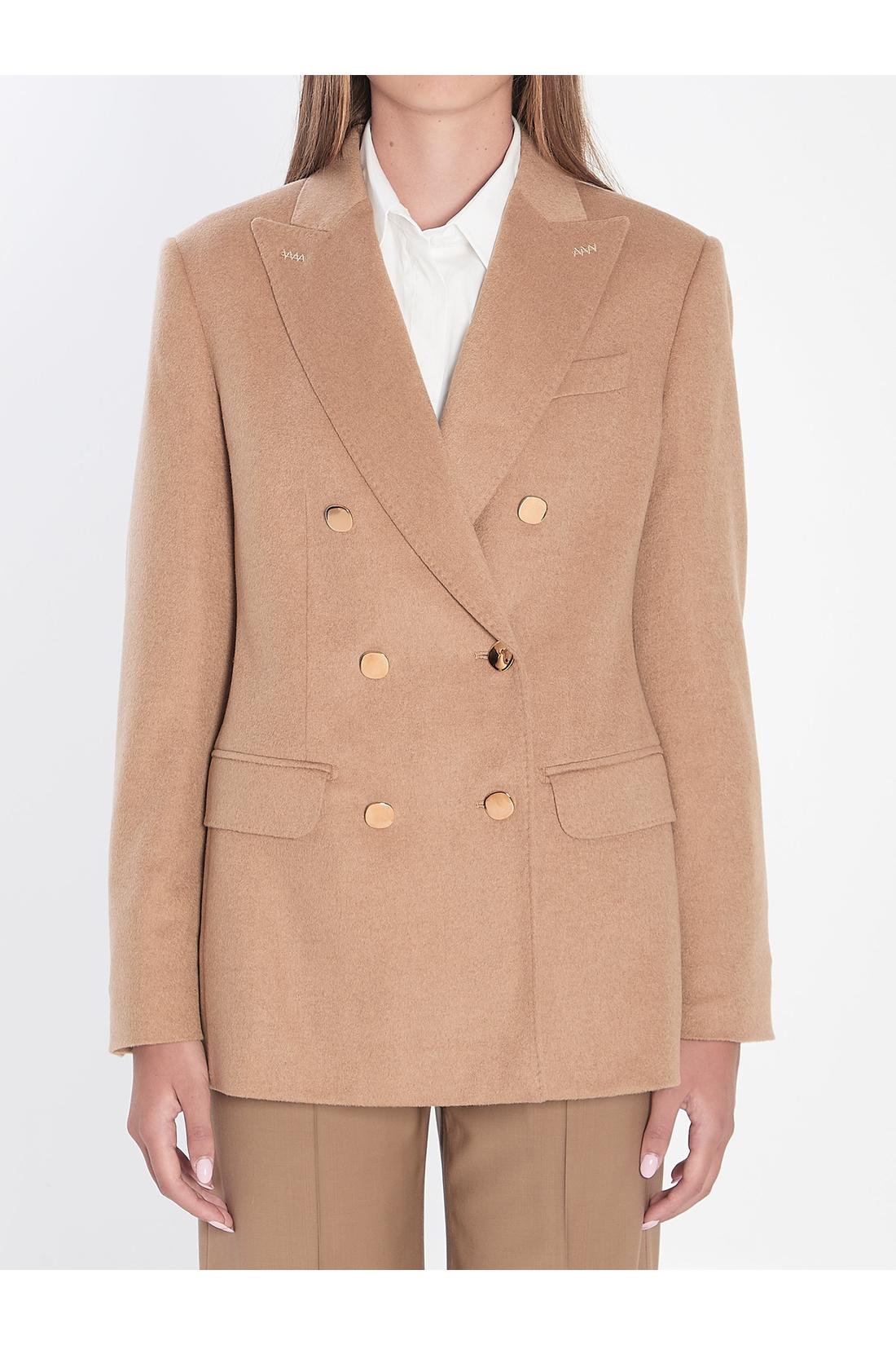 Double-breasted blazer in camel