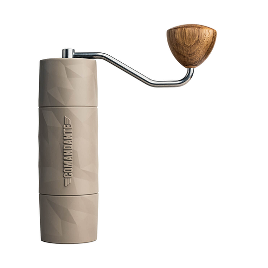 Comandante X25 Trailmaster – Endingargóð handkvörn fyrir útivist