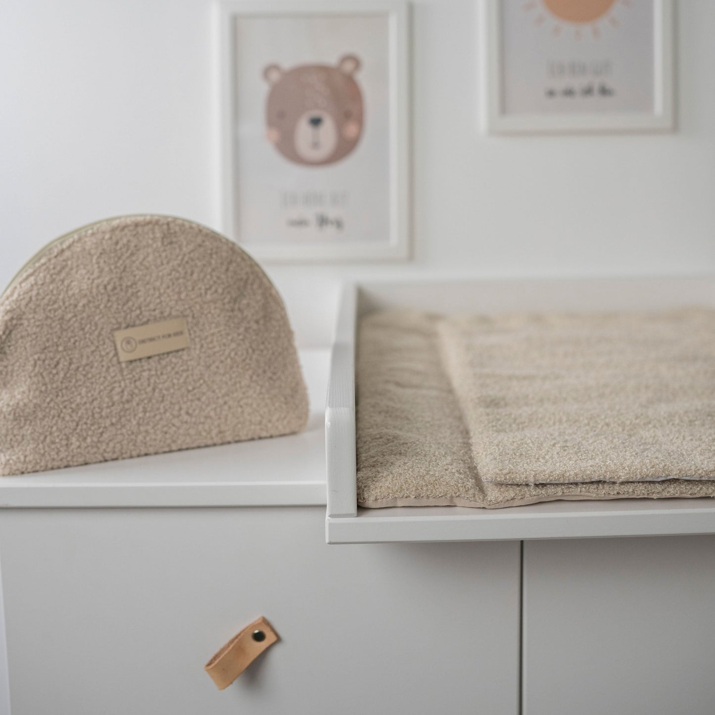 Wickelauflage Teddy Bouclé mit Unterlage – natürlich & kuschelig für dein Baby