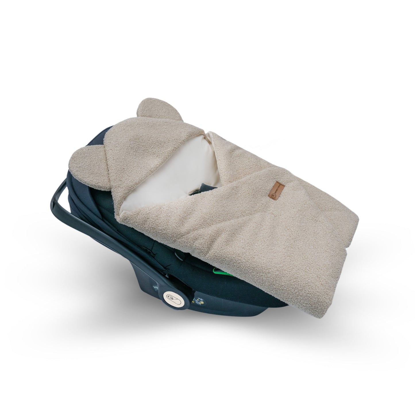 Einschlagdecke Teddystoff Bouclé Teddyohren  – ideal für jede Autoschale