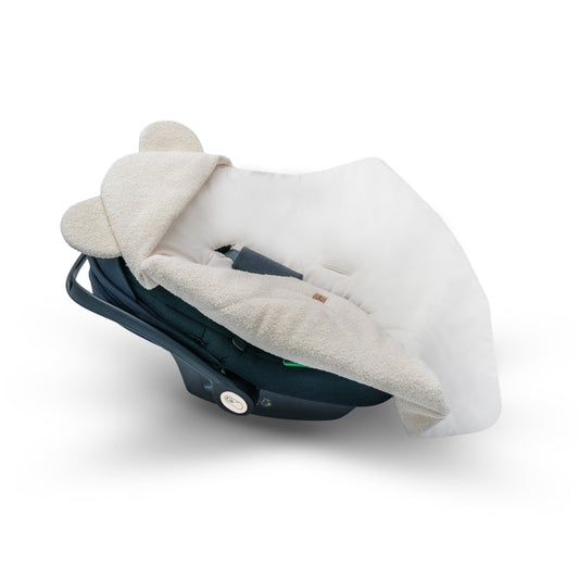 Einschlagdecke Teddystoff Bouclé Teddyohren  – ideal für jede Autoschale
