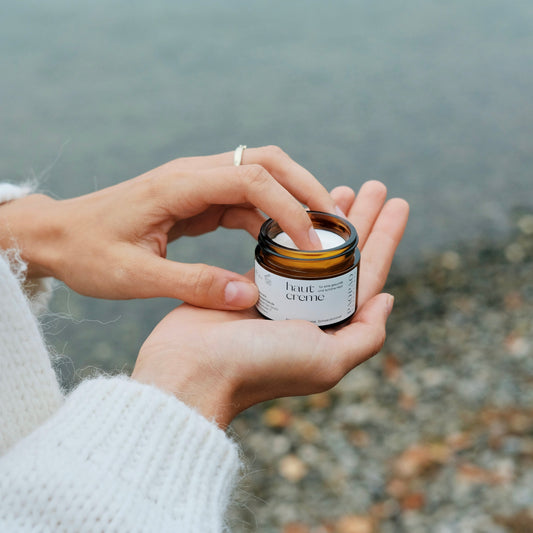 Hautcreme für eine gesunde Haut in allen Zyklusphasen