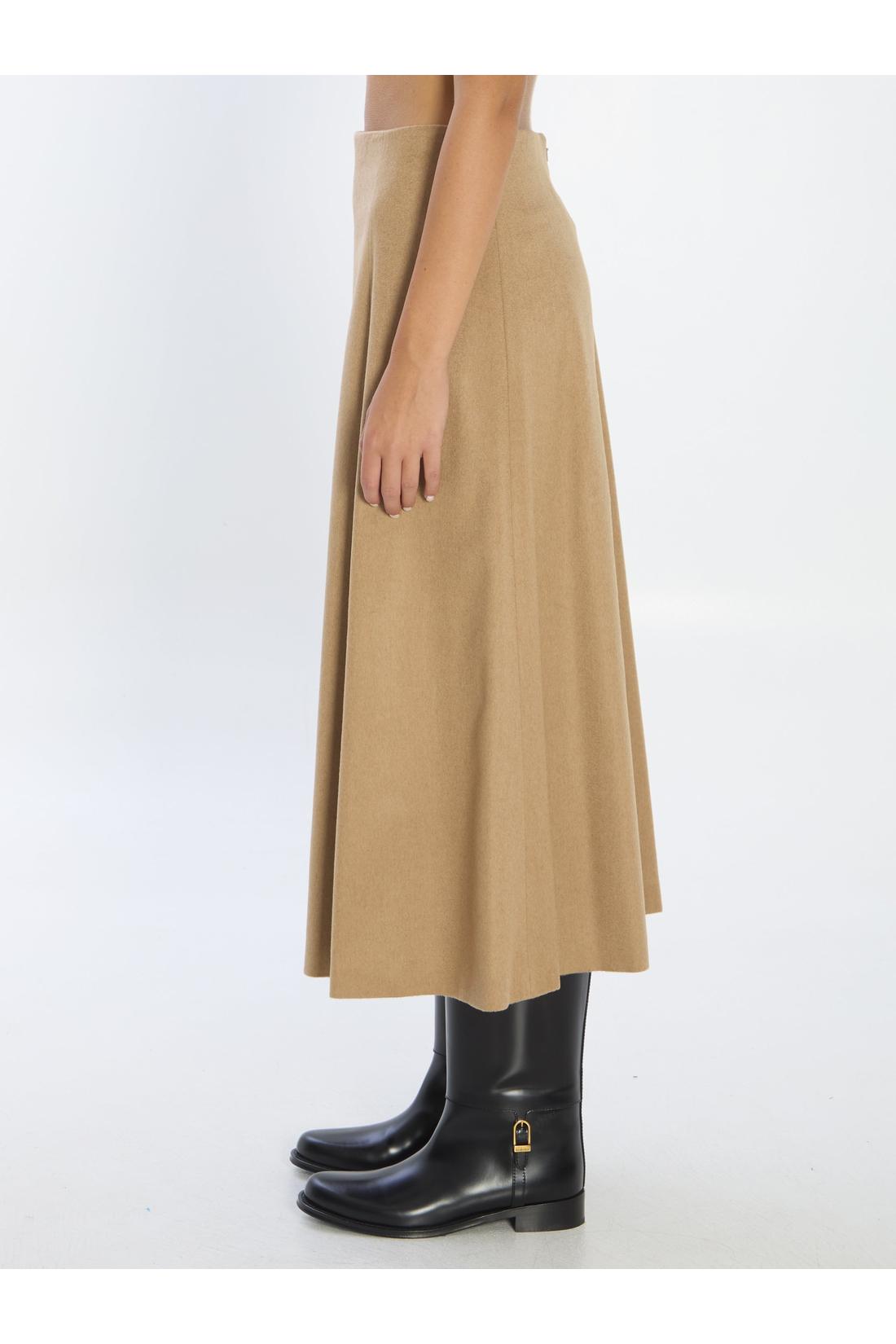Flared skirt in camel