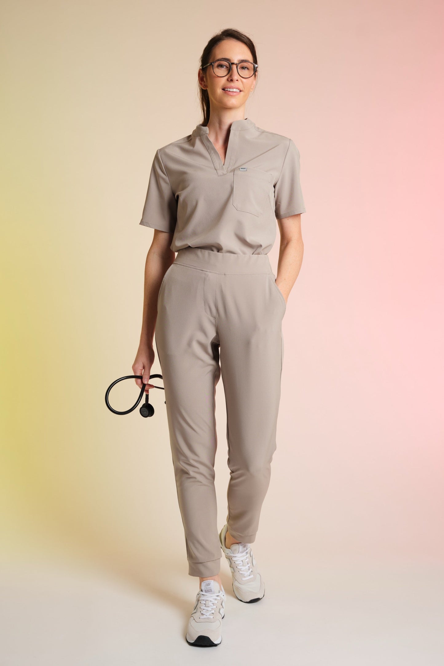 Virkur kyrtill „Jackie“ – beige