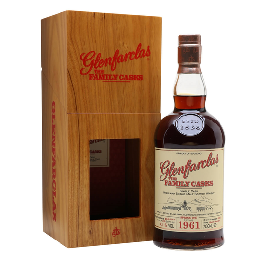 Glenfarclas 1961/2017 - Fjölskyldukökurnar - Útgáfa Sp17 #4896