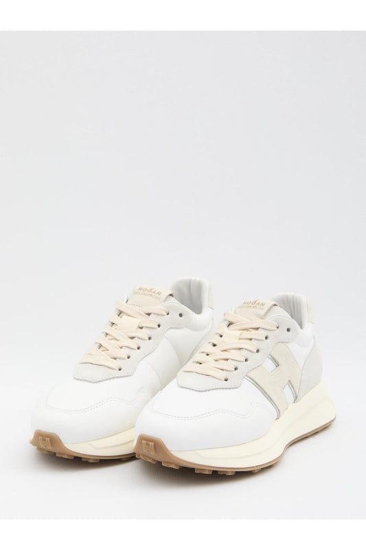 H641 sneakers