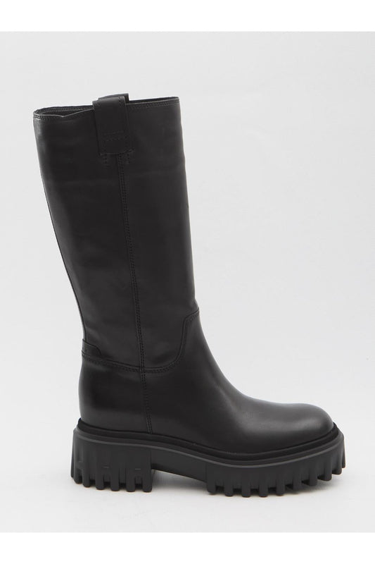 H700 boots