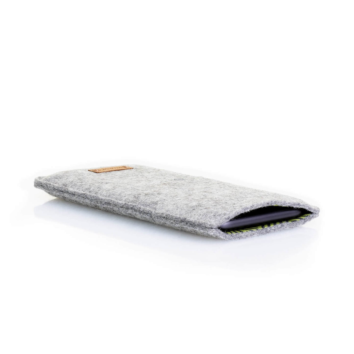Handytasche für Samsung Galaxy M32 | aus Filz und Bio-Baumwolle | hellgrau - stripes | Modell "LET"