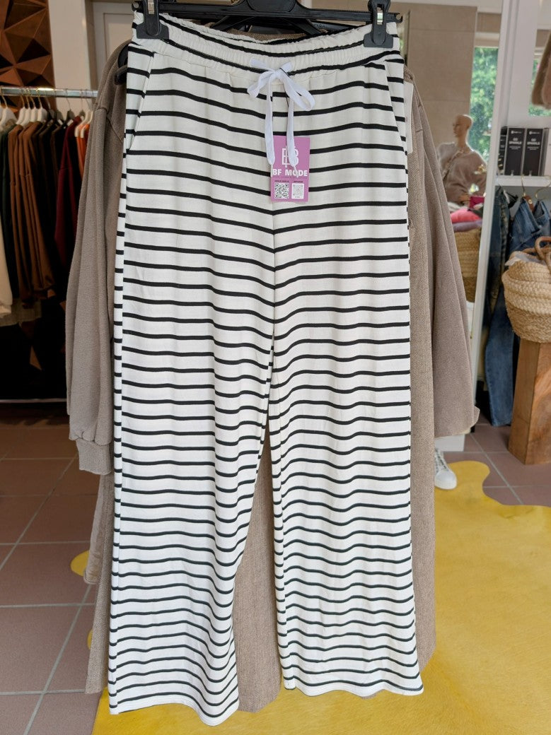 Hose Pants Jogginghose Viskose gestreift Créme Schwarz - One Size 24085