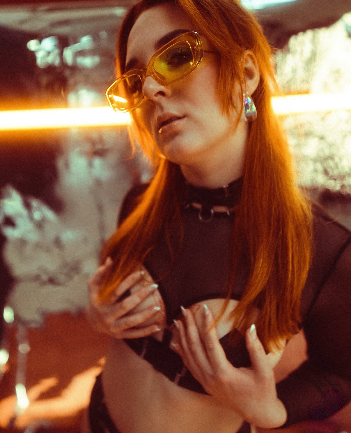 Cut Out 4-Piece Garter Belt