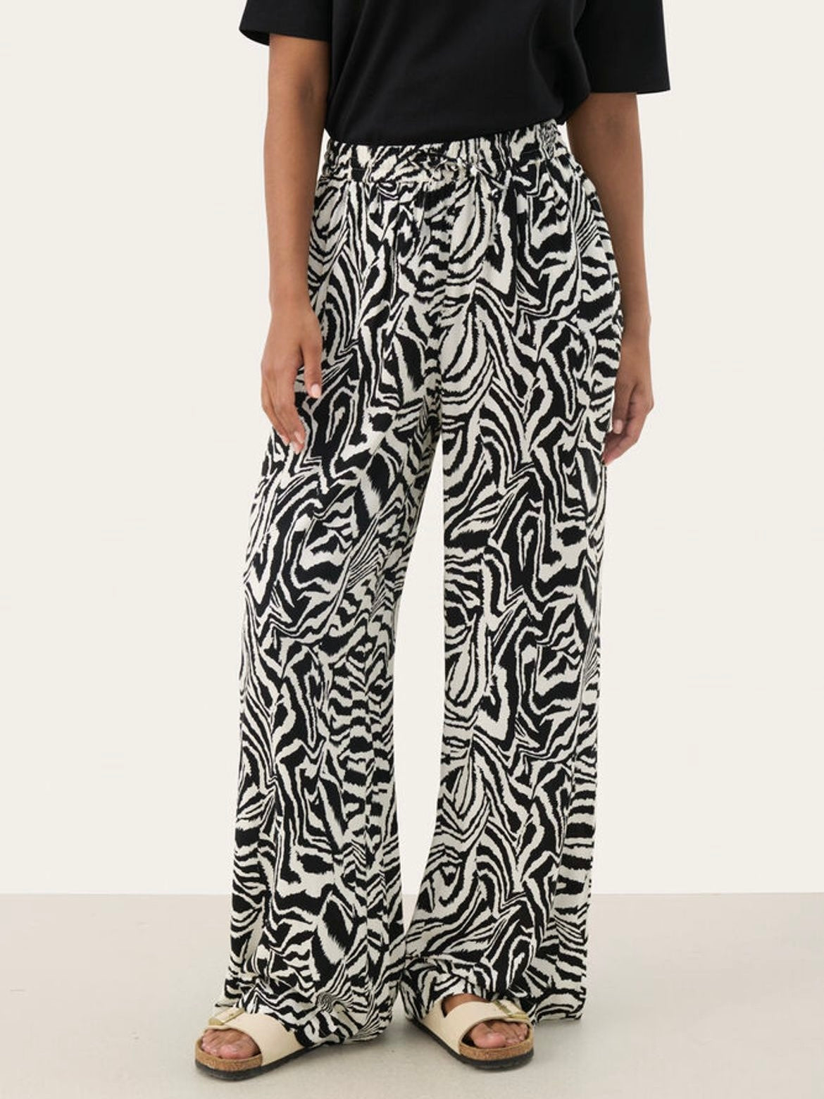 Hose Tine PW black animal print