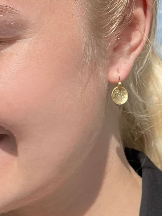 Ohrhänger Moon S Hippies, in silber und gold