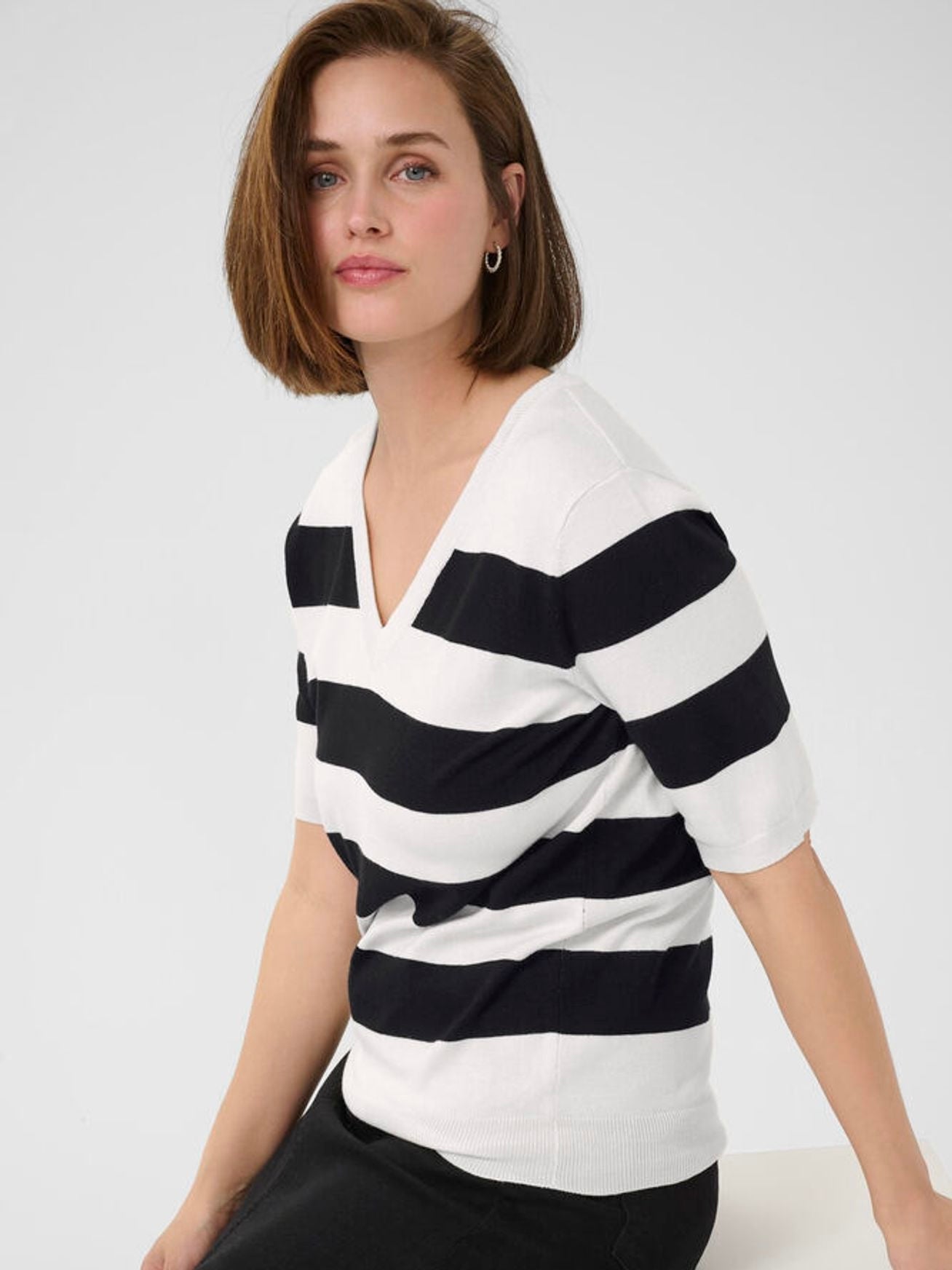 Pullover Lizza KA V-neck, in 2 Farbkombis