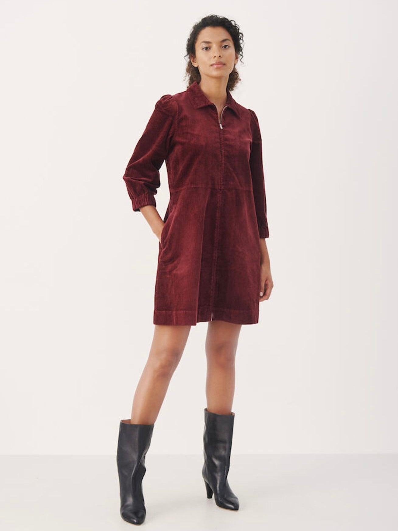 Cordkleid Eyvor PW tawny port