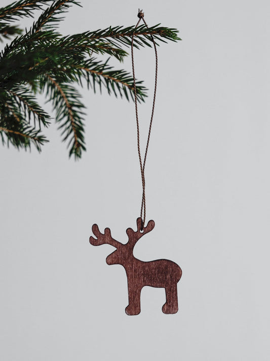 Wooden pendant elk days brown