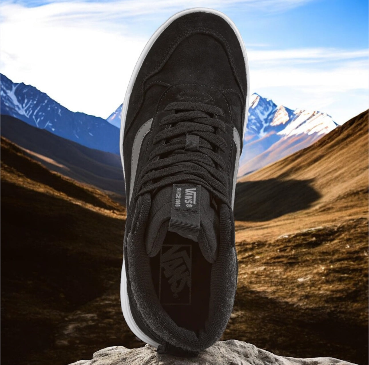 Vans Range EXP Hi Women's Sports Shoes