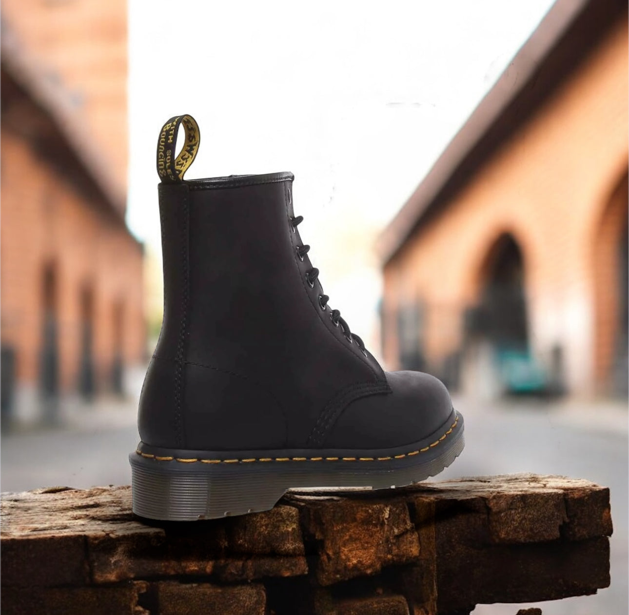 Dr. Martens Greasy 1460 Damen Stiefeletten