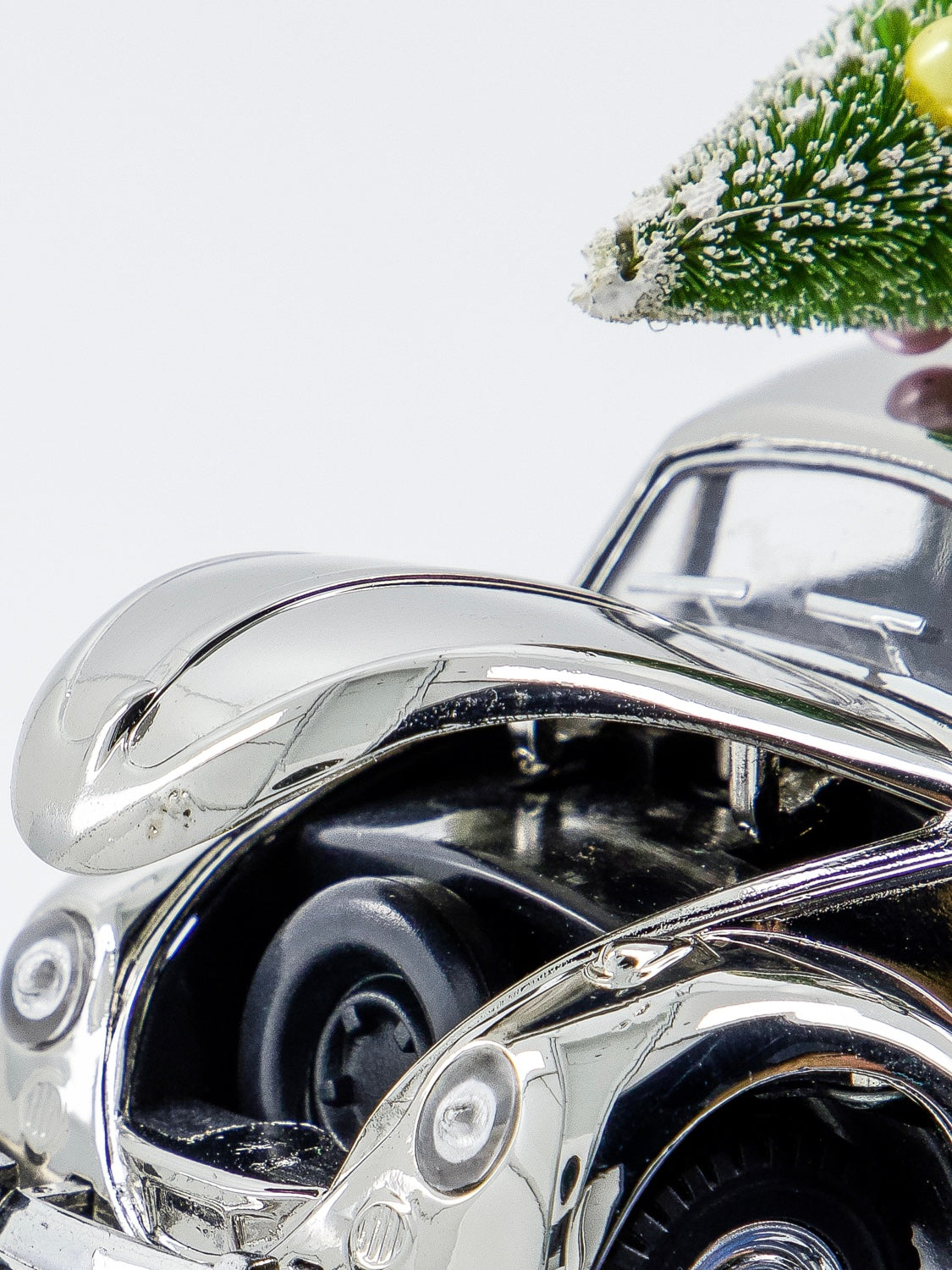 Decorative car Xmas car silver 12.5cm