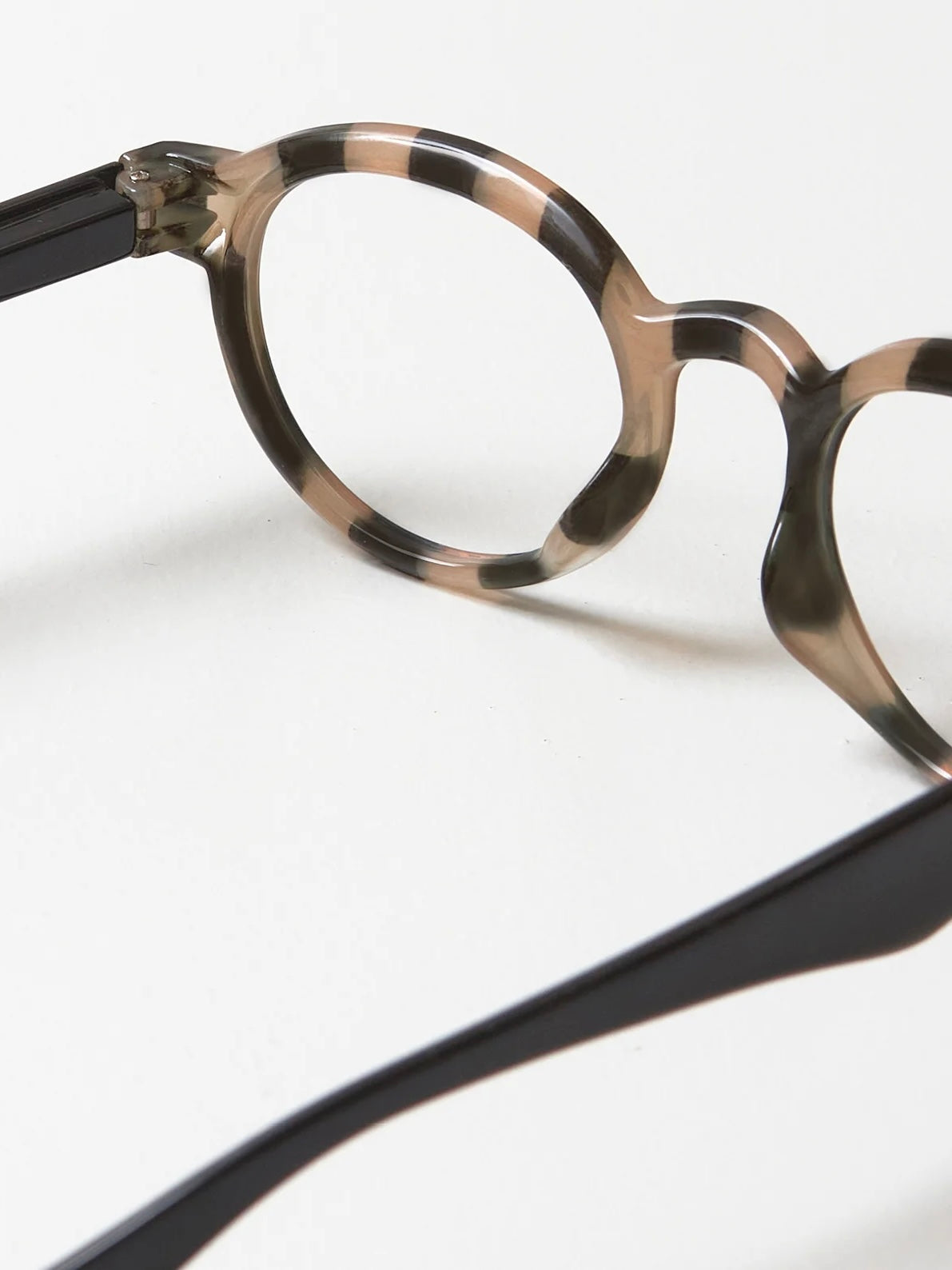 OjeOje K reading glasses, zebra/black, in 4 strengths