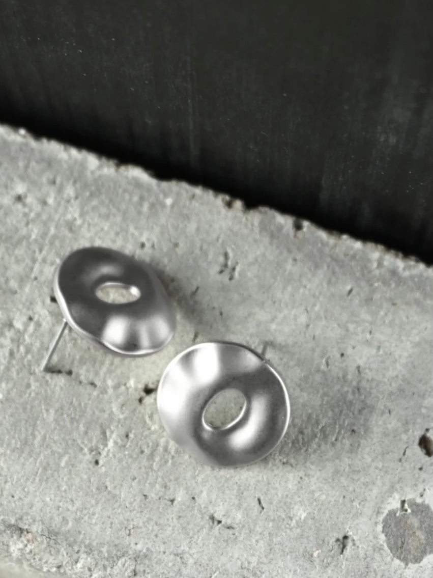 Ohrstecker Nostalgie Donut, in 2 Farben