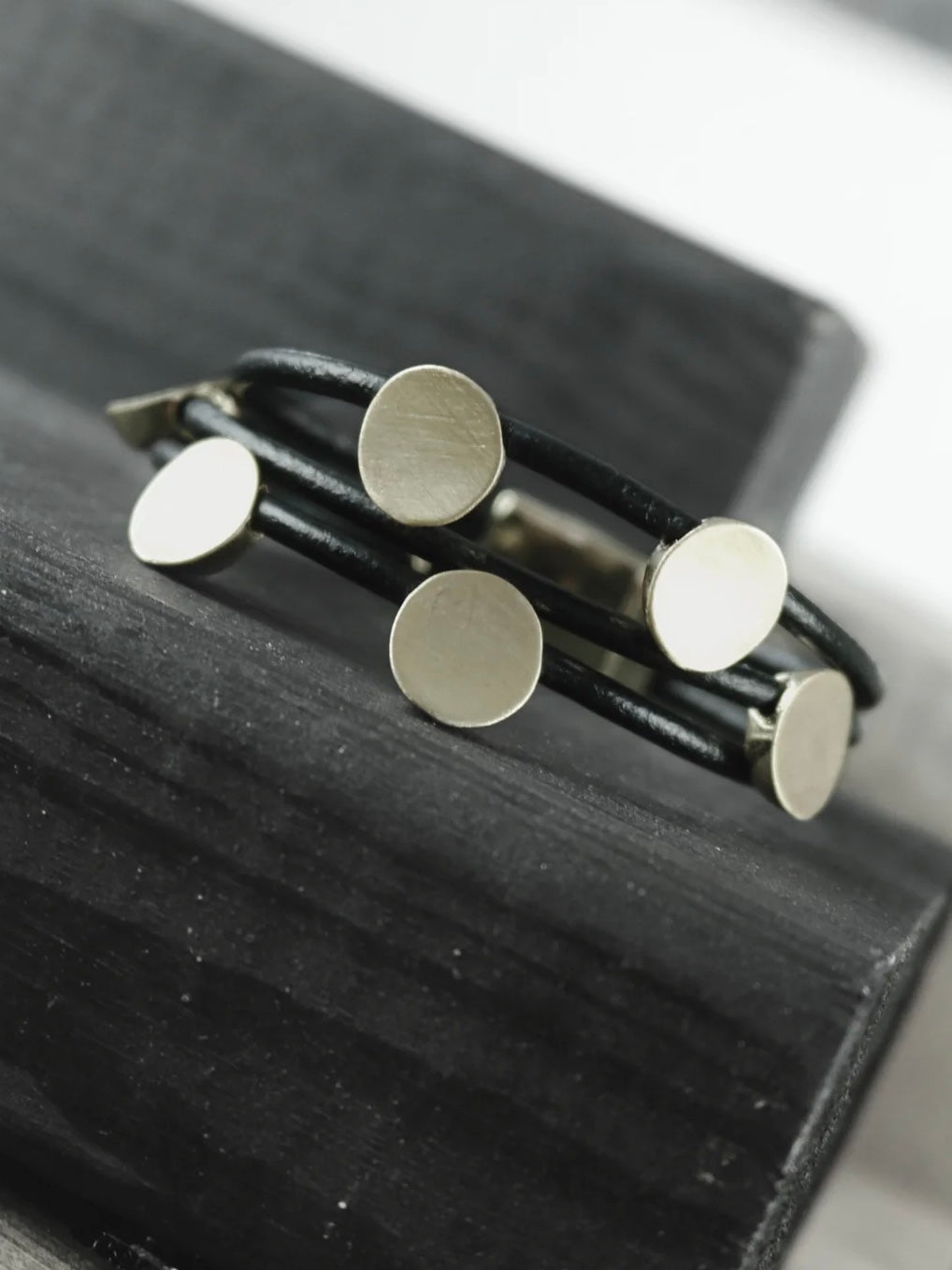 Armband Nostalgie Multi Dot Lederarmband, in 2 Farben