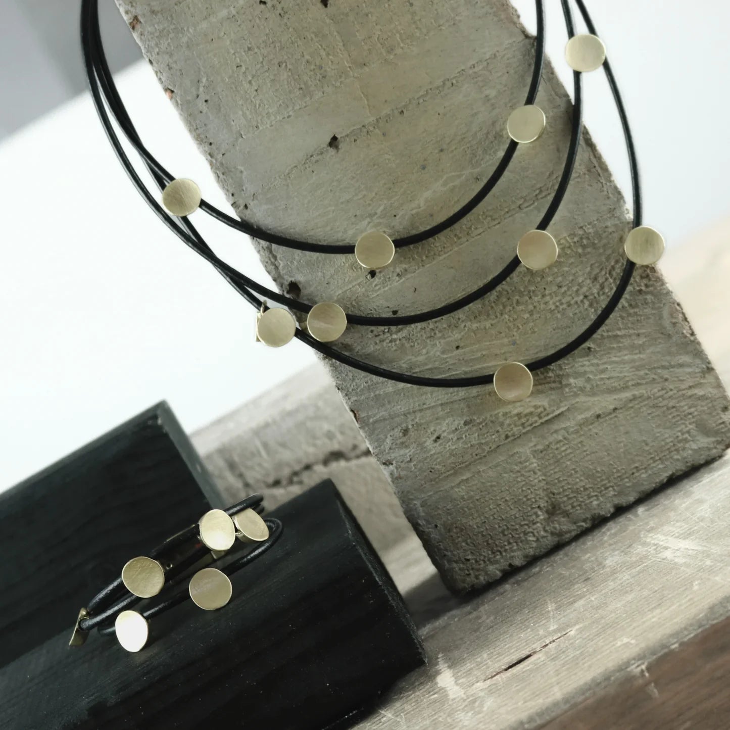 Armband Nostalgie Multi Dot Lederarmband, in 2 Farben